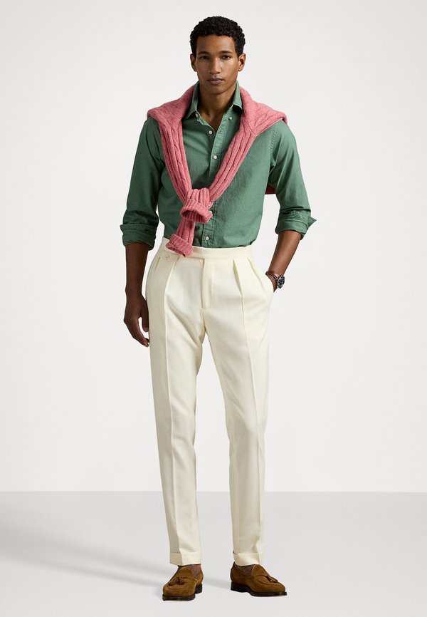 SLIM FIT GARMENT-DYED OXFORD SHIRT - Shirt - fatigue4