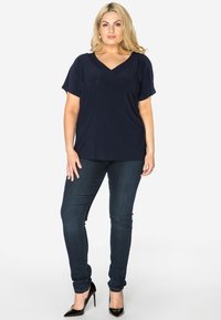 YOEK T-shirts basic - navy