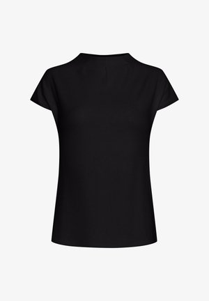 Melna īsroku blūze ar apaļu izgriezumu kaklam un smalku kroku detaļu pakaļējā centrā.