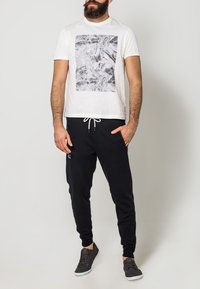 Jack & Jones JJCOPUSH - Jogginghose - black