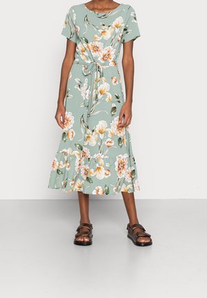 Robe de jour - light green