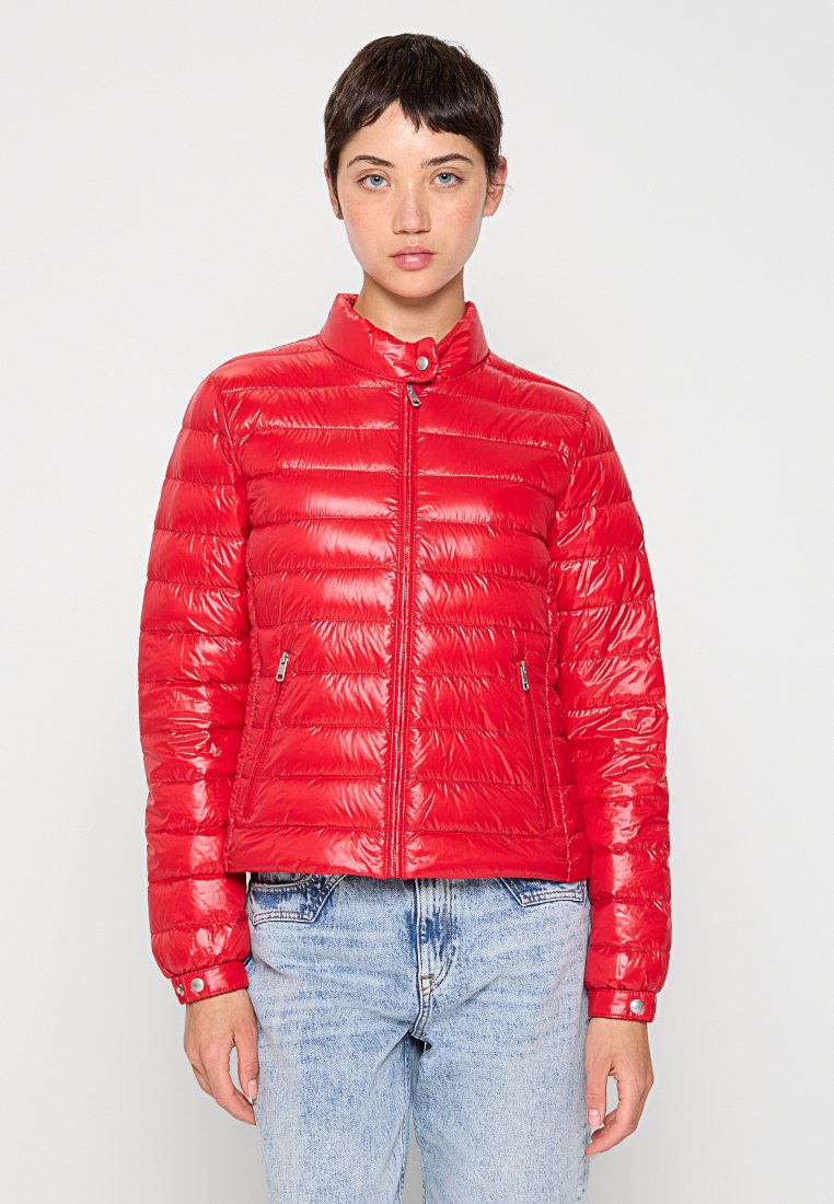 Tommy Jeans Gewatteerde jas rood