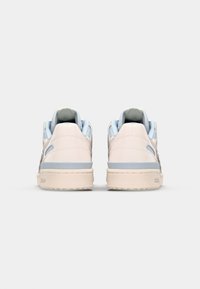 adidas Originals FORUM LOW CL - Sneakers laag - off white/halo blue