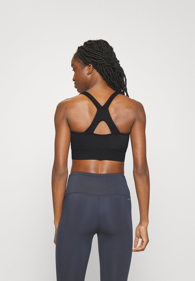 New Balance Tech Training Sports Bra 