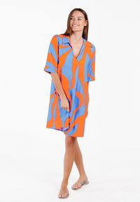 Key Largo KENYA V-NECK - Vestito casual - light blue