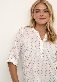Kaffe KASILONA  - Bluse - chalk black dot