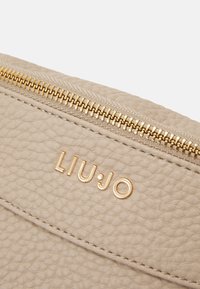 LIU JO BUMBAG - Jostas soma - taupe