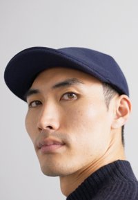 Borsalino BERRETTO PIATTO BECCO UNISEX - Beanie - blue navy