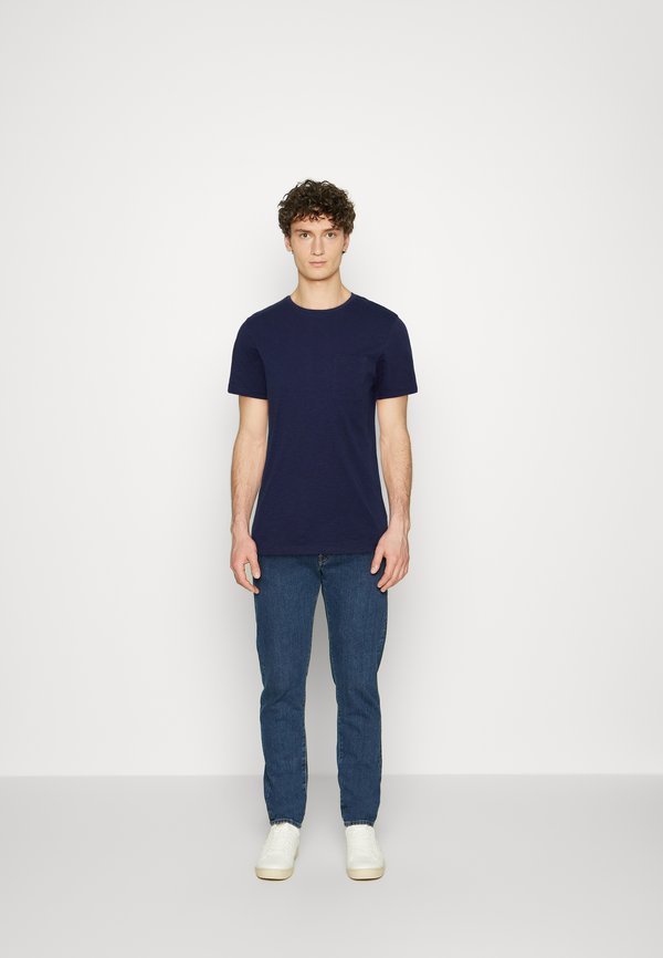 CFThor - Basic T-shirt4