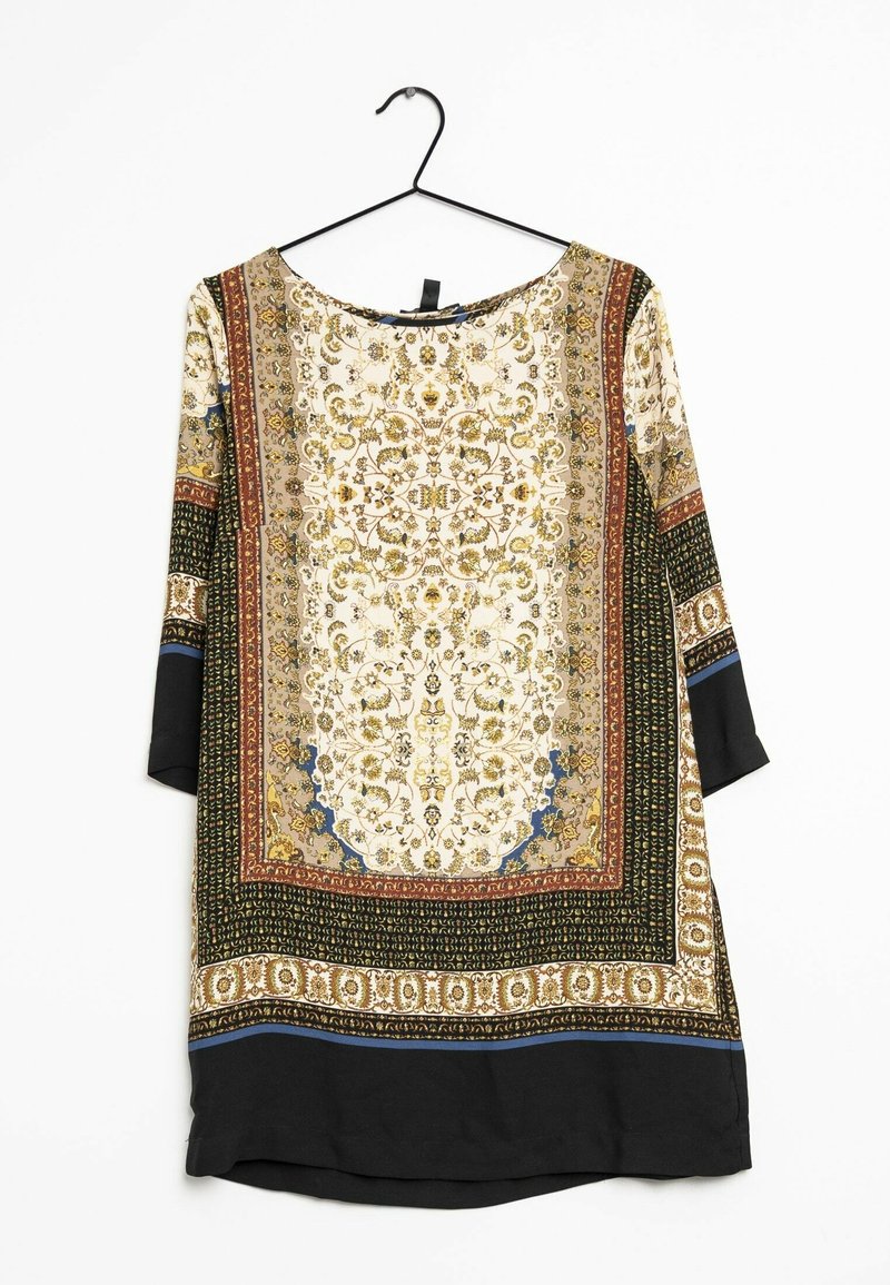 Túnica estampada con escote redondo. Presenta intrincados diseños en dorado, azul y negro. Mangas de tres cuartos, borde inferior negro.