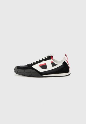 S PAGODHA - Sneakers laag - black