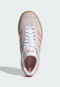 adidas Originals GAZELLE BOLD - Tenisky - putty mauve   clay   cloud white