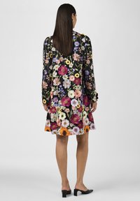 YAS YASFLOWERING DRESS - Koktélruha / Partiruha - black