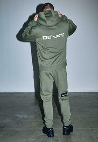 Diverse DEXT  khaki