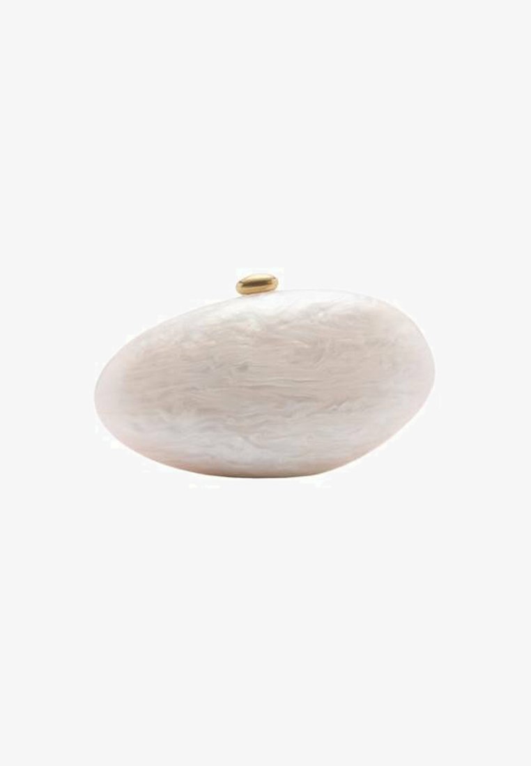 Mango Clutch - off-white