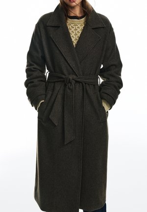 Trenchcoat - dark brown