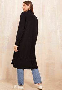 Friends Like These MAXI - REGULAR FIT - Kardiganas - black