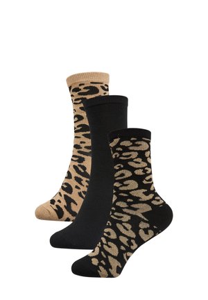 Tre paia di calzini alla caviglia: uno beige solido, uno nero solido e uno nero con stampa leopardata beige. Composizione in misto cotone, con polsini a coste.