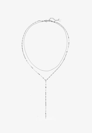 Elegante collar de plata que presenta cadenas superpuestas y un colgante en forma de Y con eslabones alargados y pequeños acentos de cuentas para un detalle adicional.