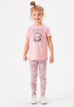 T-shirt print - pink beauty