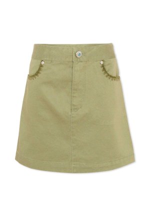 Gonna verde oliva chiaro al ginocchio con bottoni frontali, due tasche con frangia decorativa e piccoli dettagli con perle.