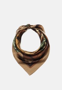 Bufanda de seda con tonos marrones, beige y verdes, que presenta un top anudado y elementos de diseño impresos que incluyen cadenas y motivos de cuero.