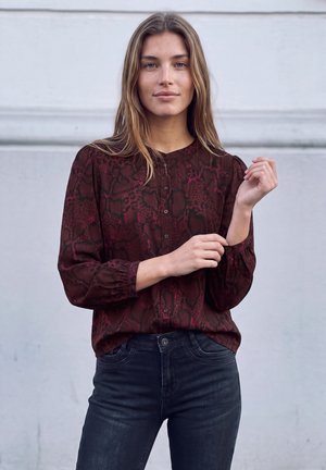 Street One Studio, 3/4-SLEEVE TUNIC WITH A ROUND NECK AND SNAKE PRINT - Blouse - russet red