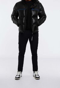 JACK1T Dunjacka - black