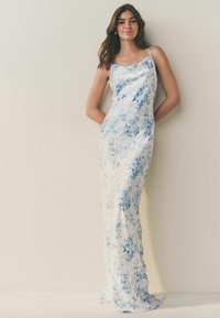 Iltapuku - white blue floral