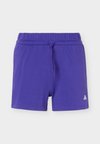 ESSENTIALS SMALL LOGO FEEL COZY SHORTS - Αθλητικό σορτς - pure purple/white