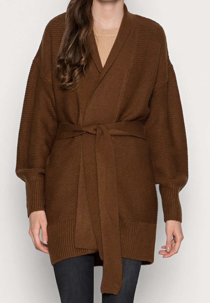 Vero Moda Neuletakki - brown