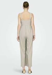 ONLY MATERNITY SCHULTERTRÄGER  - Combinaison - pumice stone