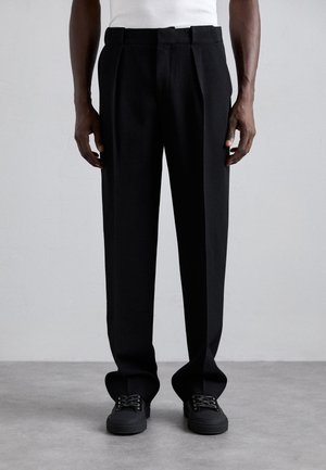RELAXED PLEATED  - Bukse - black