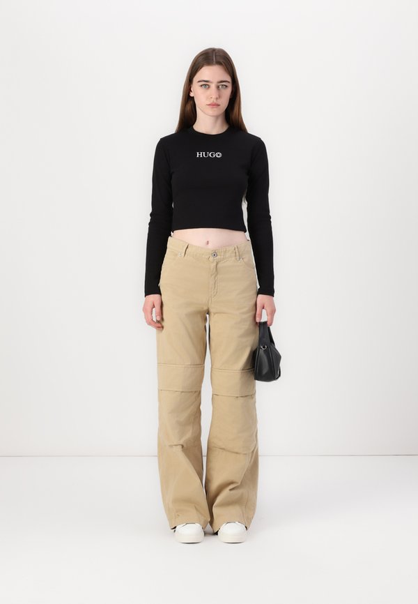 DELLA - Long sleeved top2