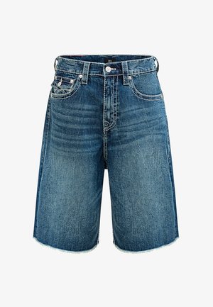 Denim-Shorts mit sichtbaren Nähten, vorderem Knopf und Reißverschluss, Fronttaschen und ausgefransten Säumen in mittlerem Blau.