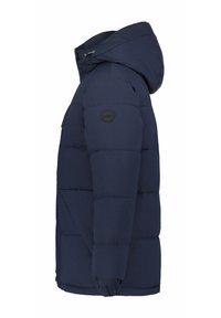 Marineblå pufferjakke med hætte, featuring et quiltet design, justerbar snøre og et logo-patch på ærmet. Blød tekstur.
