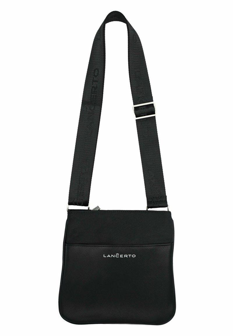 Czarna torebka crossbody o gładkiej fakturze, z regulowanym paskiem i przednią kieszenią. Wykonana z trwałego materiału z detalem logo.