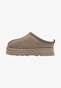 Unselected, light taupe