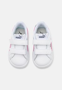 Puma SMASH 3.0 UNISEX - Sportcipő - white/mauved out/galactic gray