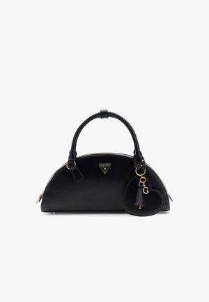 Borsa a mezzaluna nera con doppi manici, logo "Guess" color oro e portachiavi a forma di cuore con ciondolo a forma di "G" allegato.