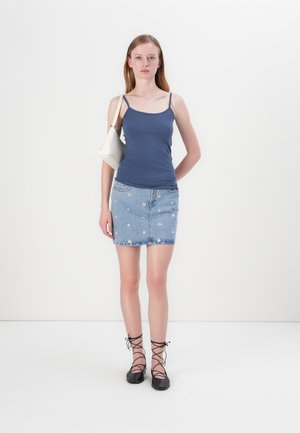 ONLLOVE SINGLET 2 PACK - Débardeur - white/vintage indigo
