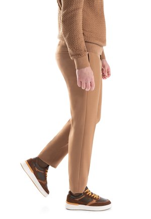 Trainers - braun