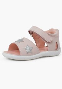 Růžová syntetická sandál se dvěma otevřenými prsty, stříbrnými hvězdicovými akcenty, nastavitelným uzavíráním na suchý zip a bílou texturovanou podrážkou.