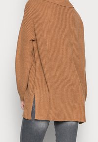 Vero Moda Strickpullover - brown