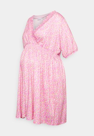 Mamalicious Curve MLAMAYA TESS SHORT DRESS - Rochie din jerseu - super pink