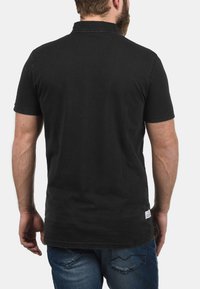 Solid SDPAT - Piké - black