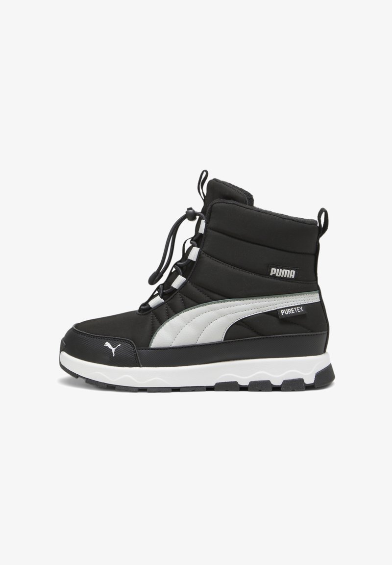 Svart och grå medellåga sneakers med kviltad textur, med gummisula, snörningsdesign och "PURETEX"-logotyp på sidan.