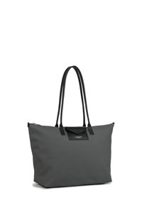 Grijze tote bag van zacht materiaal, met twee zwarte handvaten, een ritsluiting en een klein zwart logo accent aan de voorkant.