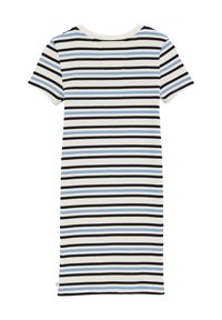 Svītrota kleita ar īsām piedurknēm, ribota faktūra, ar mijiedarbību melnām, zilām un baltām svītrām. Pusgarš dizains.