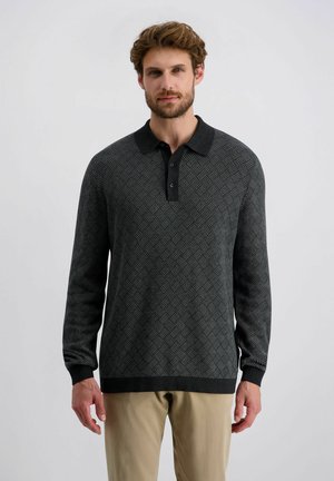 Lange ärmliche Poloshirt in Dunkelgrau mit einem strukturierten geometrischen Muster, schwarzem Kragen und einer Knopfleiste mit drei Knöpfen. Glattes Material; taillierte Passform.